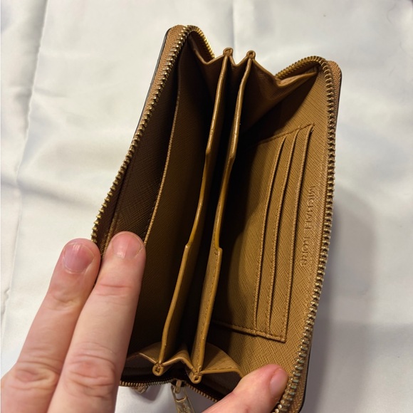 Michael kors snake print wallet/wristlet - Picture 2 of 7